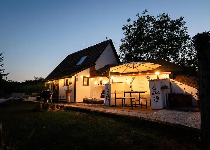 Haziko בית נופש Balatonalmádi